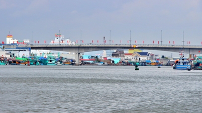 Ca Mau renforce ses investissements dans les infrastructures afin de libérer son potentiel économique maritime.