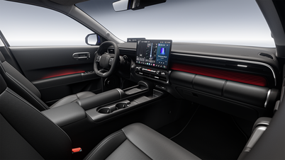 Нове покоління Hyundai Elantra: суперечливий дизайн, оновлений інтер'єр, конкуренція з Civic та Mazda3.