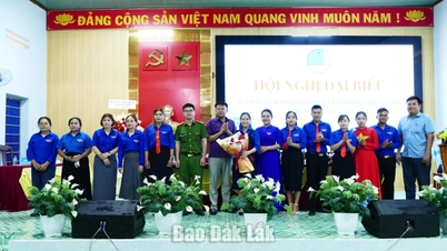 Prima Conferință a Delegaților Uniunii Tineretului din Vietnam din Comuna Buon Don