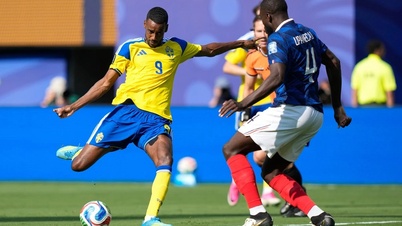 En directo Francia vs Suecia 0-0 (Descanso) Suecia está ejerciendo una buena presión sobre sus rivales.