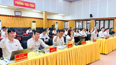The People's Councils of Thuc Phan Ward and Xuan Truong Commune held their regular mid-year meeting in 2026 - Cao Bang Online Newspaper.