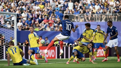 Mbappé scoret to mål mot Sverige, og Frankrike møter Paraguay i åttendedelsfinalen.