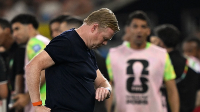 Ronald Koeman mengundurkan diri sebagai pelatih kepala tim nasional Belanda, mempertimbangkan pensiun setelah tersingkir lebih awal dari Piala Dunia.