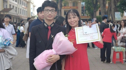 Seorang pelajar lelaki dari Bac Ninh yang mencapai skor sempurna 30 dalam kumpulan subjek A00 berkongsi "rahsia" kajiannya.