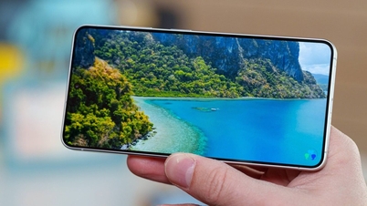 Samsung скасовує плани використовувати дисплеї BOE на Galaxy S27: пріоритет якості над вартістю.