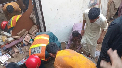 Bei einem Dacheinsturz in einem Nachhilfezentrum in Pakistan kamen mindestens 14 Kinder ums Leben.