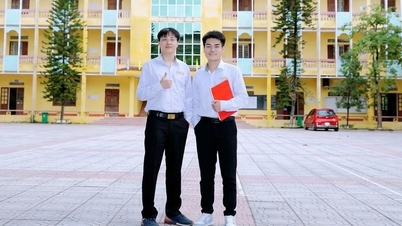 Bac Ninh: Două dintre cele mai bune prietene au trecut de la un eșec la admiterea la liceul public la obținerea a 28,5 puncte la grupa de materii A00 la examenul de absolvire a liceului.
