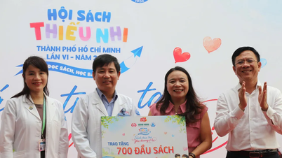 La Foire du livre pour enfants de Hô Chi Minh-Ville s'adresse aux jeunes patients de l'hôpital pour enfants n° 1.
