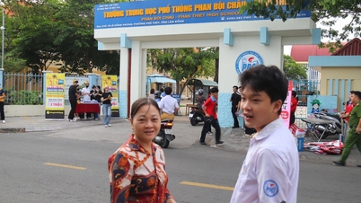Résultats de l'examen de fin d'études secondaires de la province de Lam Dong 2026 : Meilleur élève d'une école de district.