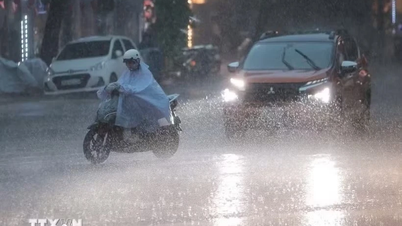 ہنوئی میں گرج چمک کے ساتھ طوفان کی وارننگ۔
