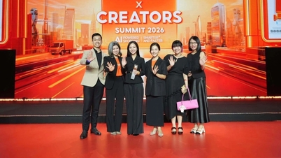 Shopee hedrer Hannah Olala med prisen «Beste Premium-livestream-stjerne».