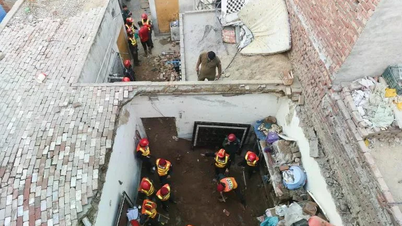 Effondrement du toit d'un centre de soutien scolaire au Pakistan : 14 enfants tués.