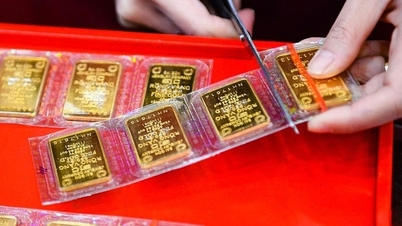 金価格は本日7月1日も引き続き急落している。