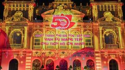 Mii de oameni au fost captivați de spectacolul de cartografiere 3D care sărbătorește cea de-a 50-a aniversare a orașului Ho Și Min.