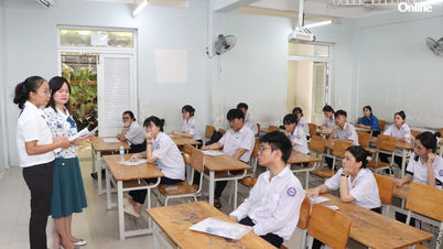 Den bästa studenten från Khanh Hoa-provinsens gymnasieprogram är en elev från Ton Duc Thang High School - Xuan Hai.