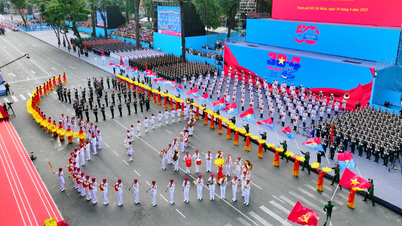 Vinh quang thành phố rực rỡ tên vàng