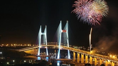 50 Anos da Cidade de Ho Chi Minh: 50 Anos Criando um Espaço para o Desenvolvimento