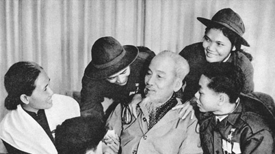 Kỷ niệm 50 năm Ngày thành phố Sài Gòn - Gia Định vinh dự mang tên Chủ tịch Hồ Chí Minh“Miền Nam yêu quý luôn ở trong trái tim tôi!”