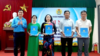 ក្រុម​គ្រប់គ្រង​ដោយ​ខ្លួនឯង​រក្សា​សន្តិភាព និង​សណ្តាប់ធ្នាប់​នៅក្នុង​អន្តេវាសិកដ្ឋាន​របស់​កម្មករ។