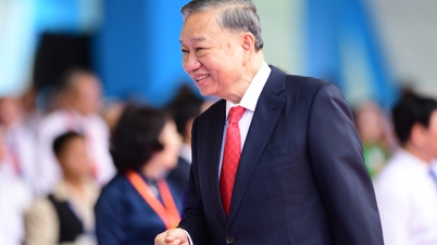 Generalsekretær og præsident To Lam deltog i ceremonien i anledning af 50-årsdagen for Saigon - Gia Dinh Citys omdøbning efter præsident Ho Chi Minh.