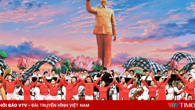 เลขาธิการและประธานโต ลัม เข้าร่วมพิธีรำลึกครบรอบ 50 ปี ที่นครโฮจิมินห์ได้รับการตั้งชื่อตามประธานาธิบดีโฮจิมินห์