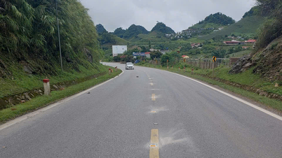 Thí điểm lắp đặt đinh phản quang sử dụng năng lượng mặt trời trên Quốc lộ 6