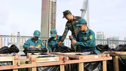 A tűzijáték helyszíne elkészült, a kiemelkedő látványosság a Saigon folyón látható vízi tűzijáték.