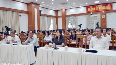 In Dong Nai City finden regelmäßig Treffen der Ortsgruppen der Juli-Partei statt.
