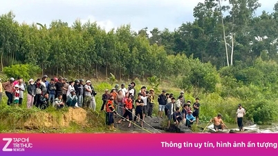Đi xe máy qua cầu tạm, nam thanh niên bị nước cuốn trôi