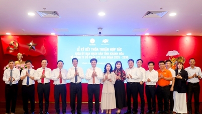 A província de Khanh Hoa assina acordo de cooperação em ciência, desenvolvimento tecnológico e transformação digital para o período de 2026 a 2030 com a FPT Corporation.