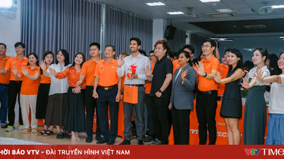 និស្សិតបញ្ចប់ការសិក្សាឆ្នាំ ២០០៨ កំពុងជ្រើសរើសជំនាញរបស់ពួកគេនៅឆ្នាំនេះ៖ តើអ្នកជំនាញអន្តរជាតិណែនាំអ្វីខ្លះឱ្យសិក្សាដើម្បីជៀសវាងការលួចការងាររបស់ពួកគេដោយ AI?