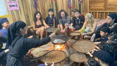 Seluruh kampung "berkongsi seperiuk nasi dan satu beg kecil," menarik pengunjung yang ingin tahu dari Vietnam dan luar negara ke kampung ini di Thai Nguyen.