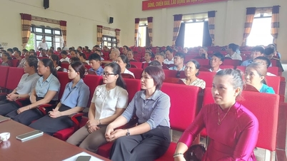 Suite à la fusion et à la réorganisation réussies, la commune de Vinh Lai, Hai Phong (anciennement partie de la province de Hai Duong), a nommé des secrétaires et des chefs de village.