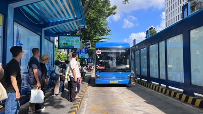 Ilmainen bussiliikenne Ho Chi Minh Cityssä: Matkustajamäärät räjähtivät.