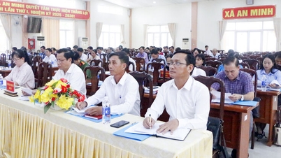 In the first six months of the year, An Minh commune admitted 17 new party members.