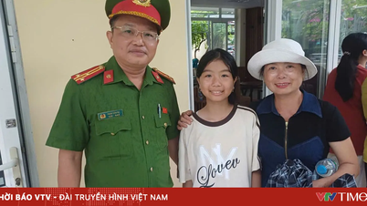 Kịp thời hỗ trợ gia đình tìm con đi lạc khi tham quan Lăng Bác