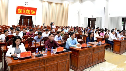 Sektor Propaganda dan Mobilisasi Massa: Terus mempertahankan inisiatif di garis depan perjuangan ideologis.