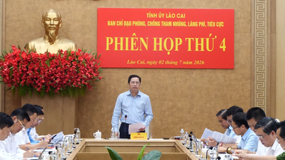 De 4e bijeenkomst van het Stuurcomité voor de Preventie en Bestrijding van Corruptie, Verspilling en Negatieve Praktijken in de Provincie Lao Cai.