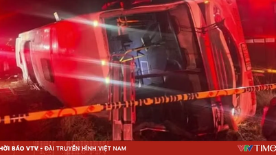 V Jihoafrické republice se převrátil autobus, nejméně 16 obětí.