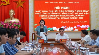 Die Gemeinde Hong Minh zieht Bilanz nach einem Jahr der Umsetzung des zweistufigen Kommunalverwaltungsmodells.