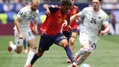 España - Austria (segunda parte) 3-0: Oyarzaba anota un doblete.