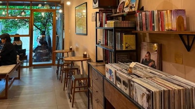 Las cafeterías pagan por reproducir música: los artistas están de acuerdo con la protección de los derechos de autor, pero también tienen preocupaciones; ¿por qué?