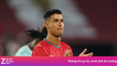 Ronaldo genera polémica al recibir el premio al Jugador del Partido.