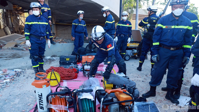 Au Venezuela, les équipes de secours vietnamiennes se lancent dans une course contre la montre.