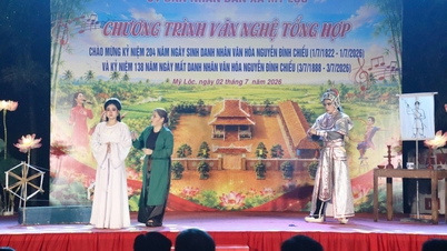 ចំណុចលេចធ្លោមួយនៃកម្មវិធីសិល្បៈរំលឹកដល់ឥស្សរជនវប្បធម៌ ង្វៀន ឌីញចៀវ។
