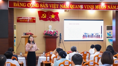 Da Nang perfectionne les compétences de son équipe d'orateurs et de propagandistes.