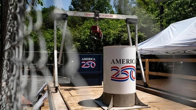 USA är på väg att begrava en 400 kg tung låda som bara kommer att öppnas om 250 år.