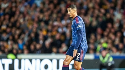 Marcel Desailly: William Saliba este suficient de bun pentru a se alătura galaxiei de vedete a lui Real Madrid.