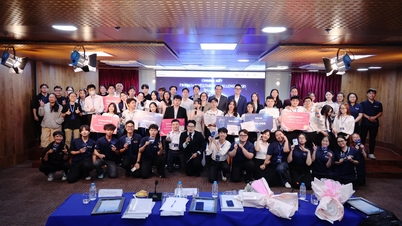 ນັກສຶກສາ HSU ຄວບຄຸມສະໜາມຫຼິ້ນ fintech ໃນການແຂ່ງຂັນ HSU Fintech Investment Challenge 2026.