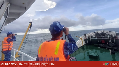 Quang Ninh eyaletindeki Co To Adası açıklarında 7 mürettebatlı bir balıkçı teknesi battı, 2 kişi kayıp.